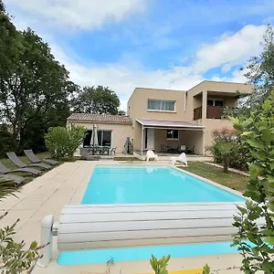  Villa Clos Du Grand Chêne - La -