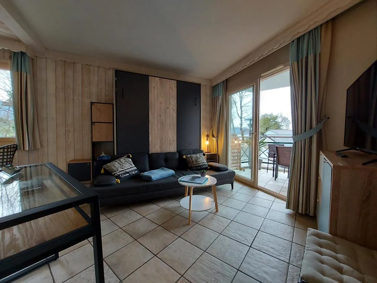 Logement Avec Terrasse Sur Lac, Tout Confort, Dans Residence Avec Plage Et Ponton Privee Duingt 0*,